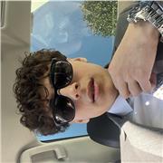 Offro supporto personalizzato in grammatica italiana e inglese, grazie alla mia esperienza consolidata nell’insegnamento privato